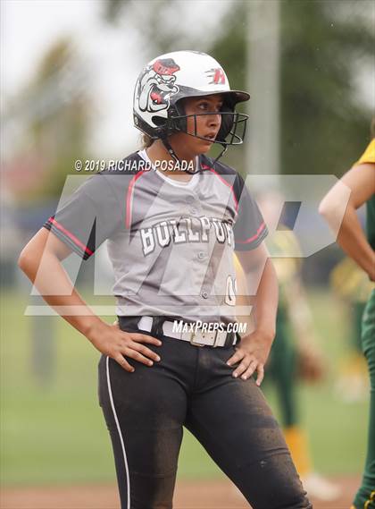 Thumbnail 2 in Hanford vs. Kingsburg (CIF CS D2 Final) photogallery.