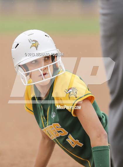 Thumbnail 1 in Hanford vs. Kingsburg (CIF CS D2 Final) photogallery.