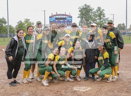 Thumbnail 1 in Hanford vs. Kingsburg (CIF CS D2 Final) photogallery.