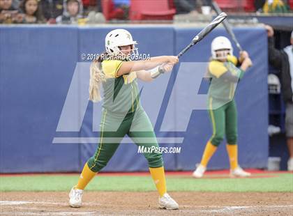 Thumbnail 2 in Hanford vs. Kingsburg (CIF CS D2 Final) photogallery.