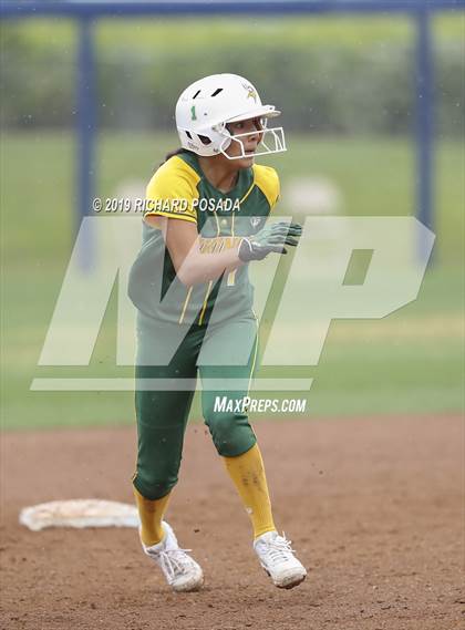 Thumbnail 3 in Hanford vs. Kingsburg (CIF CS D2 Final) photogallery.