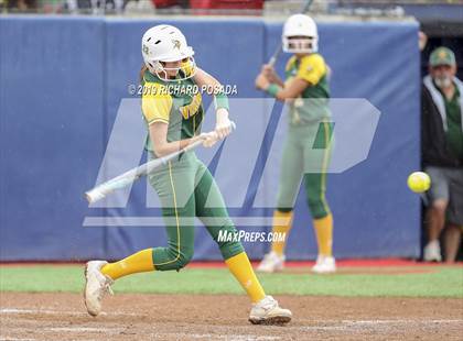 Thumbnail 2 in Hanford vs. Kingsburg (CIF CS D2 Final) photogallery.