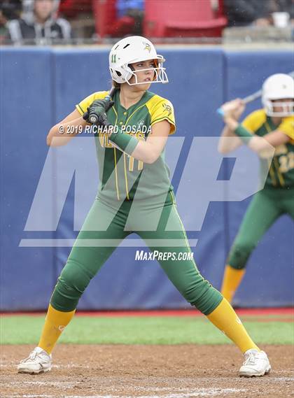 Thumbnail 1 in Hanford vs. Kingsburg (CIF CS D2 Final) photogallery.
