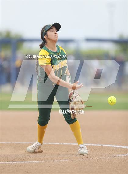 Thumbnail 1 in Hanford vs. Kingsburg (CIF CS D2 Final) photogallery.