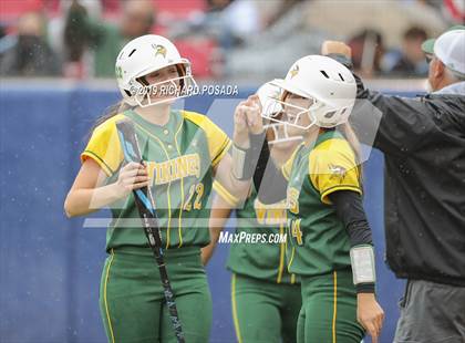 Thumbnail 2 in Hanford vs. Kingsburg (CIF CS D2 Final) photogallery.