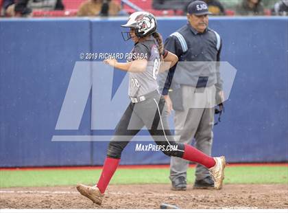 Thumbnail 3 in Hanford vs. Kingsburg (CIF CS D2 Final) photogallery.