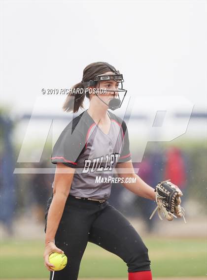 Thumbnail 2 in Hanford vs. Kingsburg (CIF CS D2 Final) photogallery.