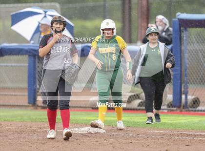 Thumbnail 1 in Hanford vs. Kingsburg (CIF CS D2 Final) photogallery.
