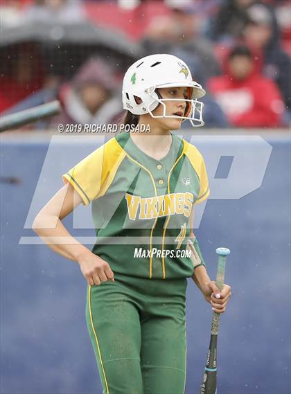 Thumbnail 2 in Hanford vs. Kingsburg (CIF CS D2 Final) photogallery.