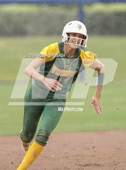 Thumbnail 2 in Hanford vs. Kingsburg (CIF CS D2 Final) photogallery.