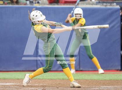 Thumbnail 2 in Hanford vs. Kingsburg (CIF CS D2 Final) photogallery.