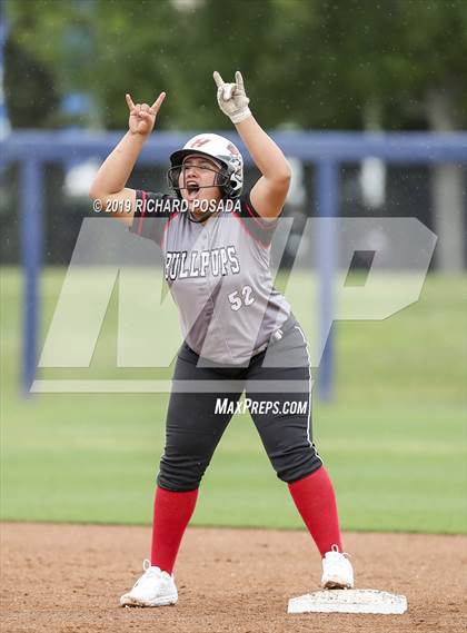 Thumbnail 1 in Hanford vs. Kingsburg (CIF CS D2 Final) photogallery.