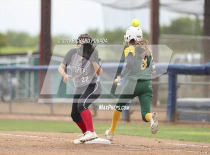 Thumbnail 3 in Hanford vs. Kingsburg (CIF CS D2 Final) photogallery.