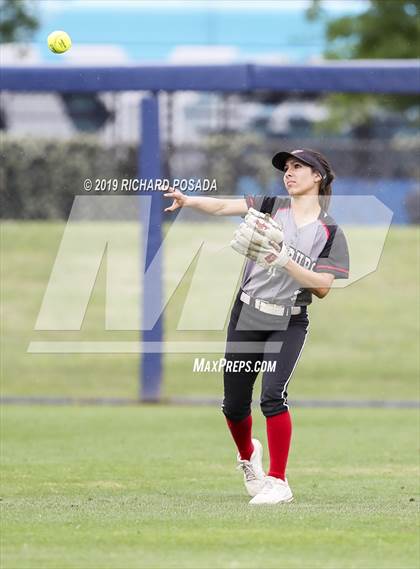 Thumbnail 3 in Hanford vs. Kingsburg (CIF CS D2 Final) photogallery.