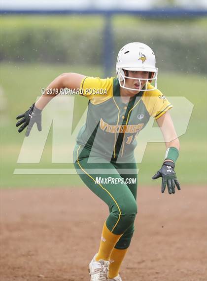 Thumbnail 1 in Hanford vs. Kingsburg (CIF CS D2 Final) photogallery.