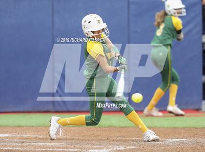 Thumbnail 1 in Hanford vs. Kingsburg (CIF CS D2 Final) photogallery.