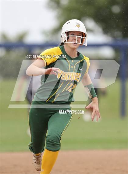 Thumbnail 3 in Hanford vs. Kingsburg (CIF CS D2 Final) photogallery.