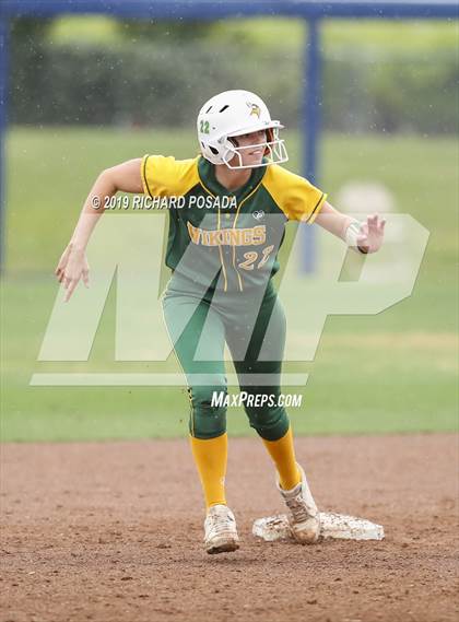 Thumbnail 3 in Hanford vs. Kingsburg (CIF CS D2 Final) photogallery.