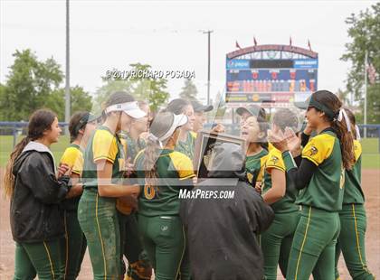 Thumbnail 1 in Hanford vs. Kingsburg (CIF CS D2 Final) photogallery.