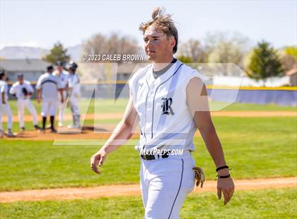 Thumbnail 1 in Layton @ Riverton photogallery.