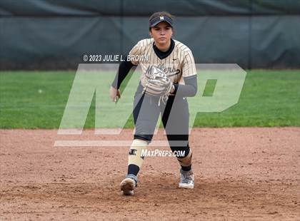 Thumbnail 2 in Noblesville vs Castle (Carmel Invite) photogallery.