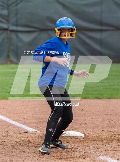 Thumbnail 3 in Noblesville vs Castle (Carmel Invite) photogallery.