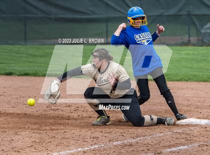 Thumbnail 2 in Noblesville vs Castle (Carmel Invite) photogallery.