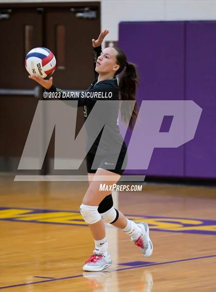 Thumbnail 2 in Benjamin Franklin vs Show Low (AIA 3A Round 1 Playoff) photogallery.
