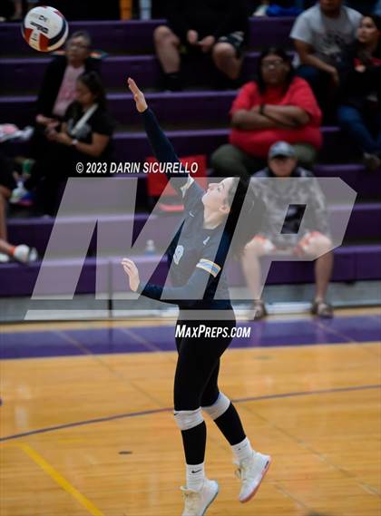 Thumbnail 1 in Benjamin Franklin vs Show Low (AIA 3A Round 1 Playoff) photogallery.
