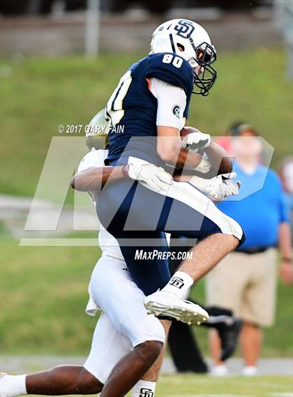 Thumbnail 3 in Knoxville Catholic Soddy Daisy photogallery.