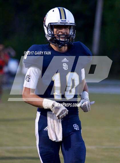 Thumbnail 3 in Knoxville Catholic Soddy Daisy photogallery.