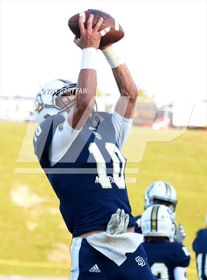 Thumbnail 2 in Knoxville Catholic Soddy Daisy photogallery.