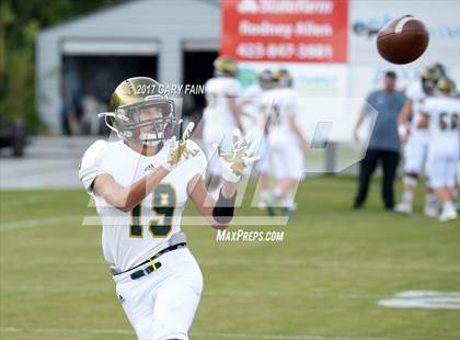 Thumbnail 3 in Knoxville Catholic Soddy Daisy photogallery.