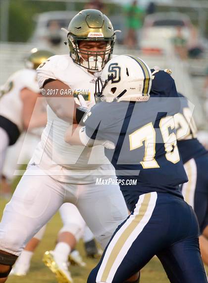 Thumbnail 2 in Knoxville Catholic Soddy Daisy photogallery.