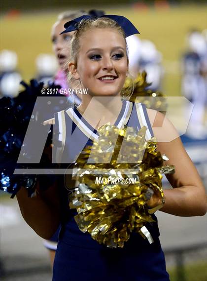 Thumbnail 3 in Knoxville Catholic Soddy Daisy photogallery.