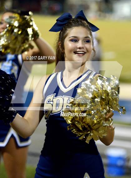 Thumbnail 2 in Knoxville Catholic Soddy Daisy photogallery.