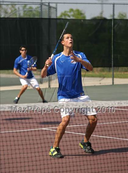 Thumbnail 3 in Chattahoochee vs Alpharetta (5A Round 1 Playoffs) photogallery.