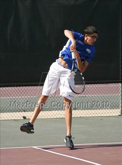 Thumbnail 3 in Chattahoochee vs Alpharetta (5A Round 1 Playoffs) photogallery.