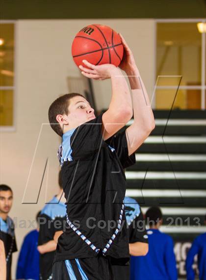 Thumbnail 1 in Centreville vs South Lakes (Wakefield Holiday Tournament) photogallery.