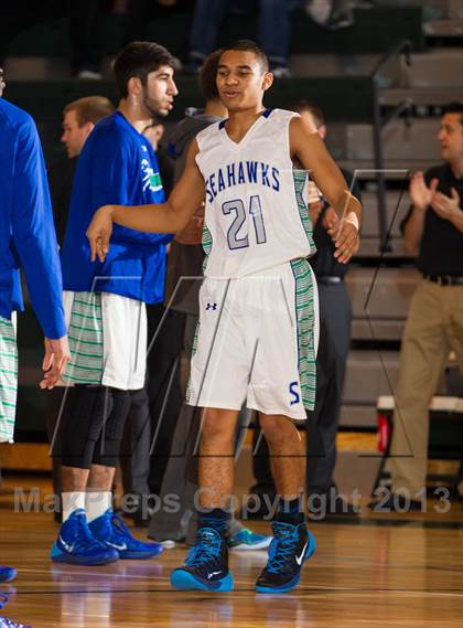 Thumbnail 3 in Centreville vs South Lakes (Wakefield Holiday Tournament) photogallery.