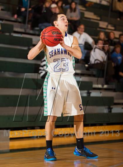 Thumbnail 1 in Centreville vs South Lakes (Wakefield Holiday Tournament) photogallery.