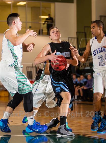 Thumbnail 3 in Centreville vs South Lakes (Wakefield Holiday Tournament) photogallery.