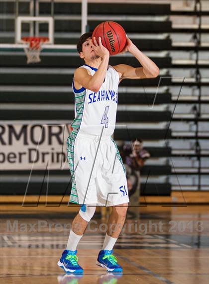Thumbnail 1 in Centreville vs South Lakes (Wakefield Holiday Tournament) photogallery.