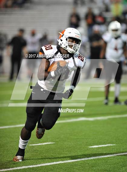 Thumbnail 2 in Texas City @ Waltrip (UIL 5A Bi-District Playoff) photogallery.
