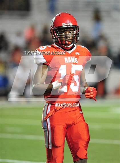 Thumbnail 1 in Texas City @ Waltrip (UIL 5A Bi-District Playoff) photogallery.
