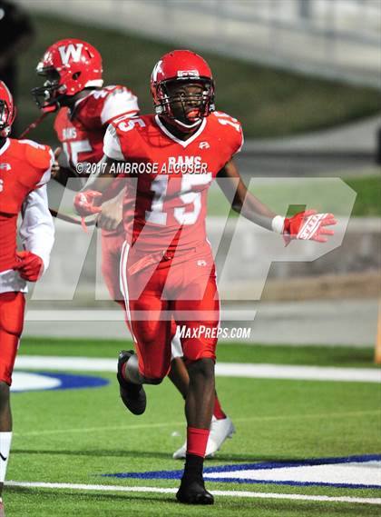 Thumbnail 2 in Texas City @ Waltrip (UIL 5A Bi-District Playoff) photogallery.