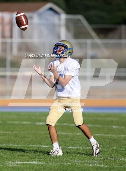 Thumbnail 3 in Clovis East @ Arroyo Grande photogallery.