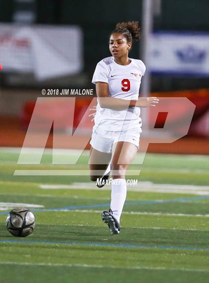 Thumbnail 3 in Carondelet @ Monte Vista (CIF NorCal Regional D1 Semifinal) photogallery.