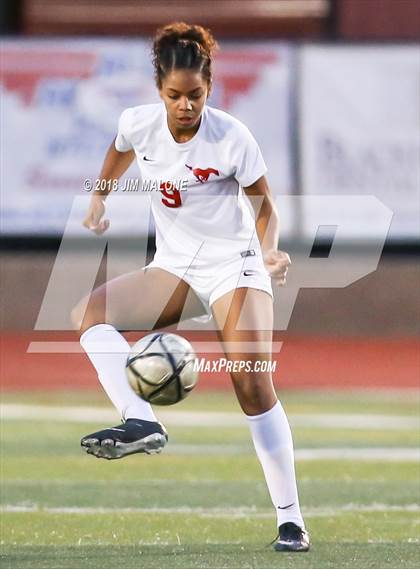 Thumbnail 3 in Carondelet @ Monte Vista (CIF NorCal Regional D1 Semifinal) photogallery.