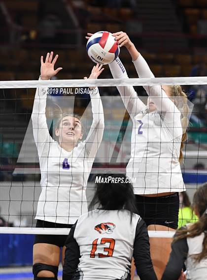 Thumbnail 2 in Lutheran vs. Sterling (CHSAA 3A Final) photogallery.